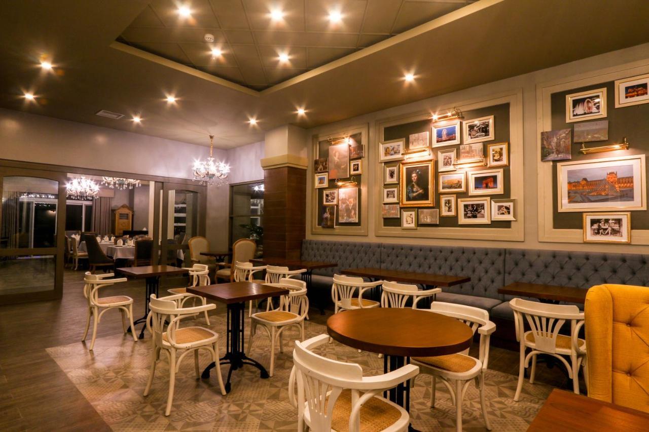 Hotel Carlito Tagaytay Tagaytay City Dış mekan fotoğraf