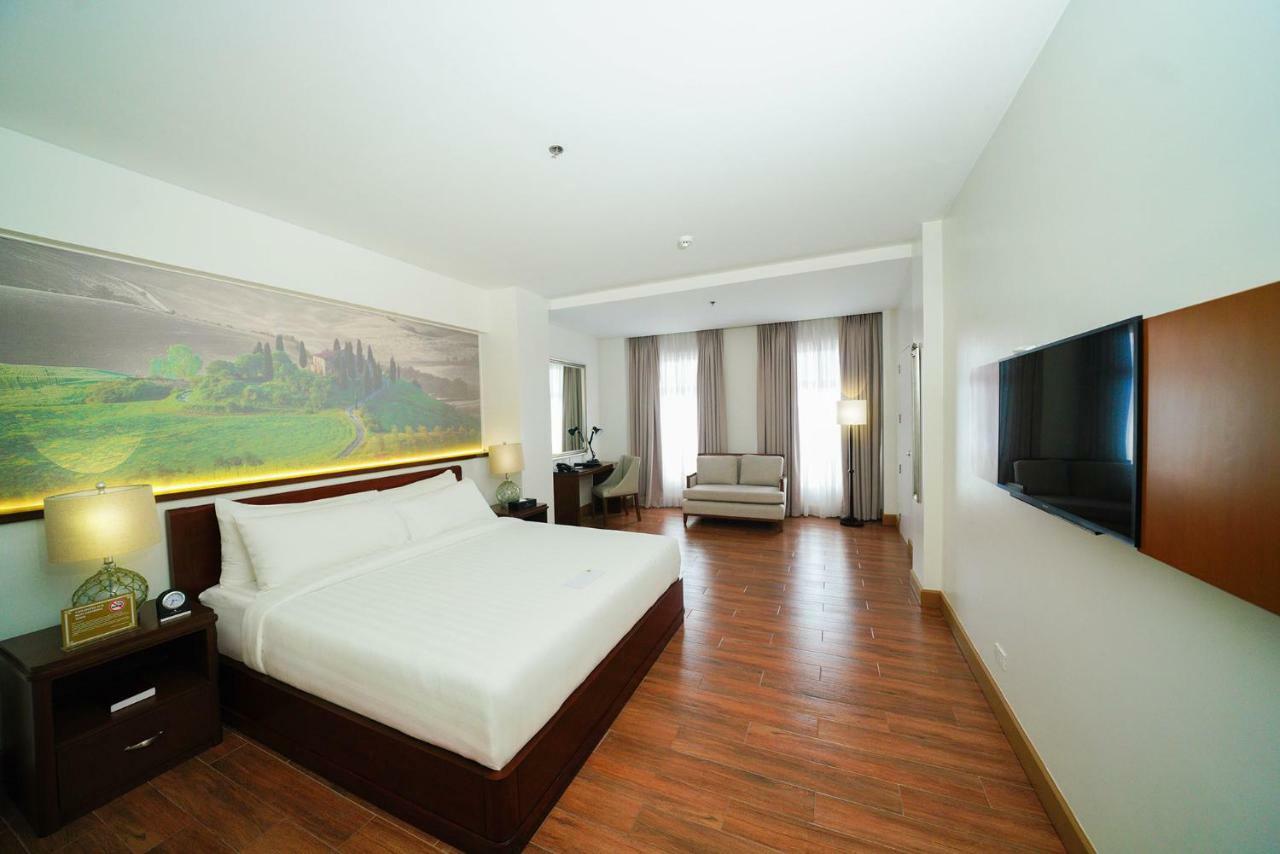 Hotel Carlito Tagaytay Tagaytay City Dış mekan fotoğraf