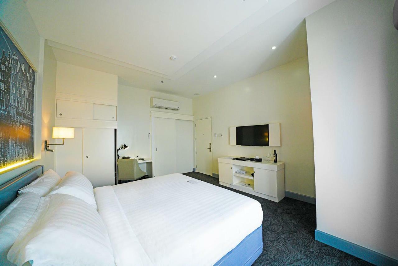 Hotel Carlito Tagaytay Tagaytay City Dış mekan fotoğraf