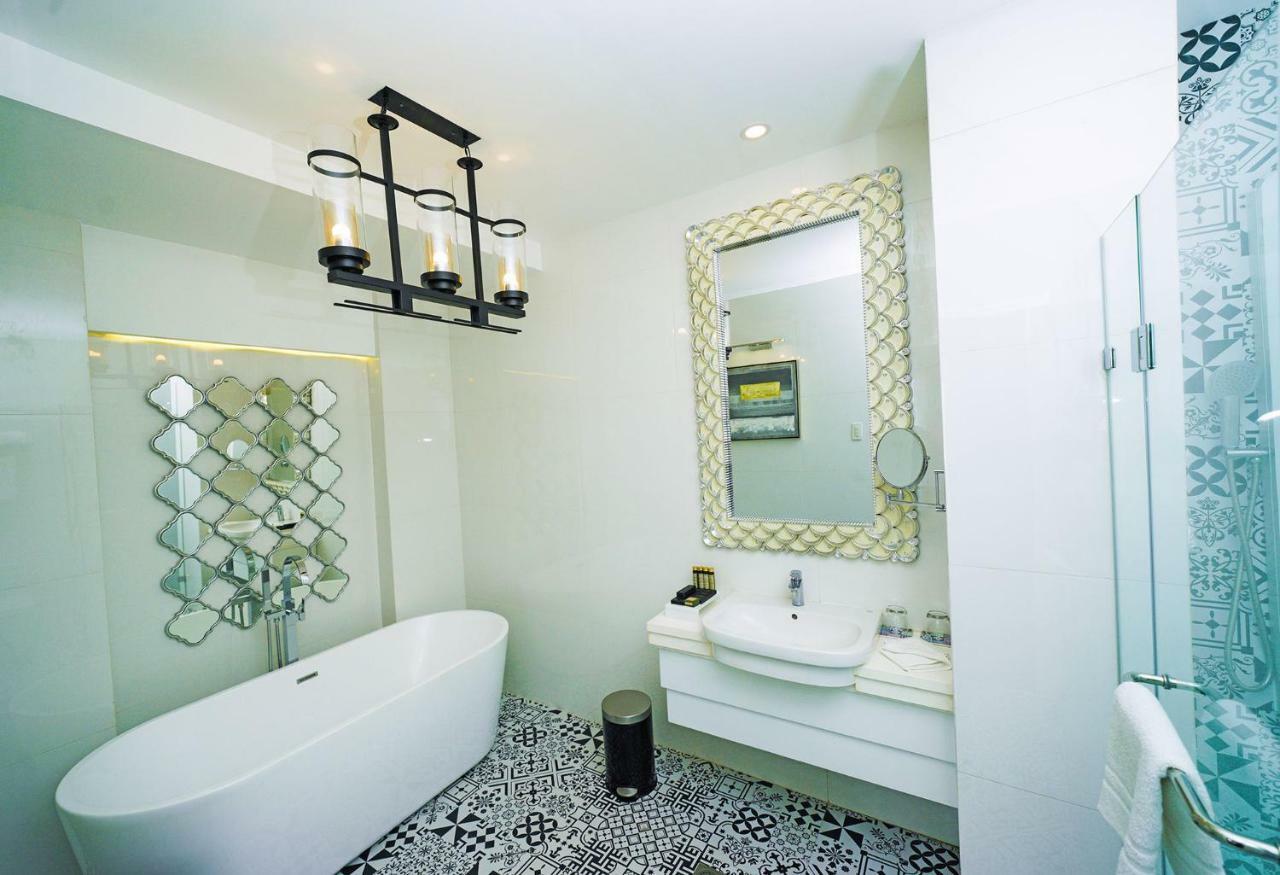 Hotel Carlito Tagaytay Tagaytay City Dış mekan fotoğraf