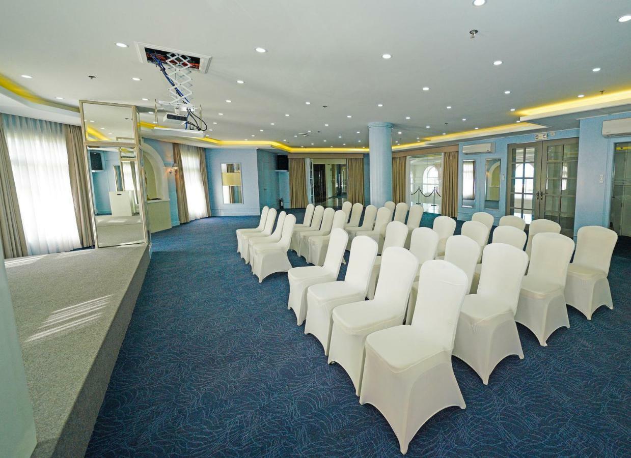 Hotel Carlito Tagaytay Tagaytay City Dış mekan fotoğraf